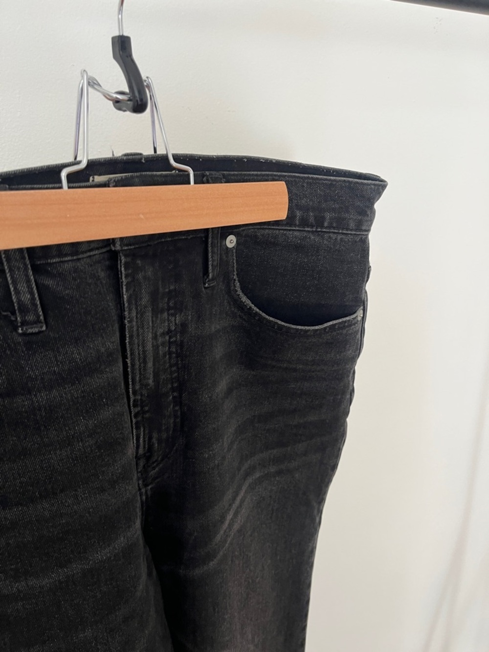 Madewell Perfect Vintage Jean Size 30 Black Denim - Picture 3 of 7